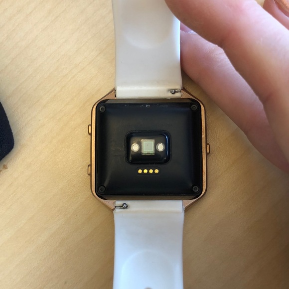 Fitbit Blaze Watch - Picture 3 of 3